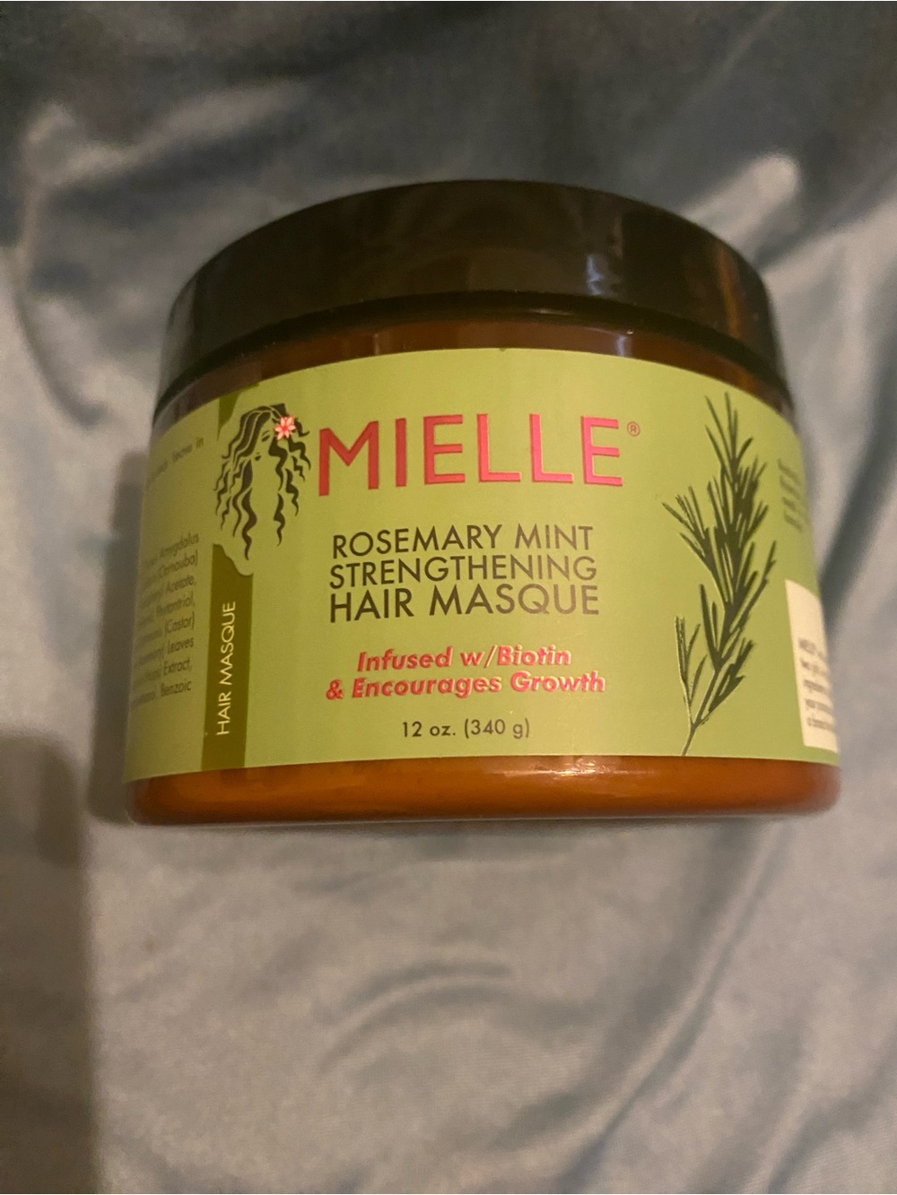 Mielle Rosemary Mint Strengthening Hair Masque — Green